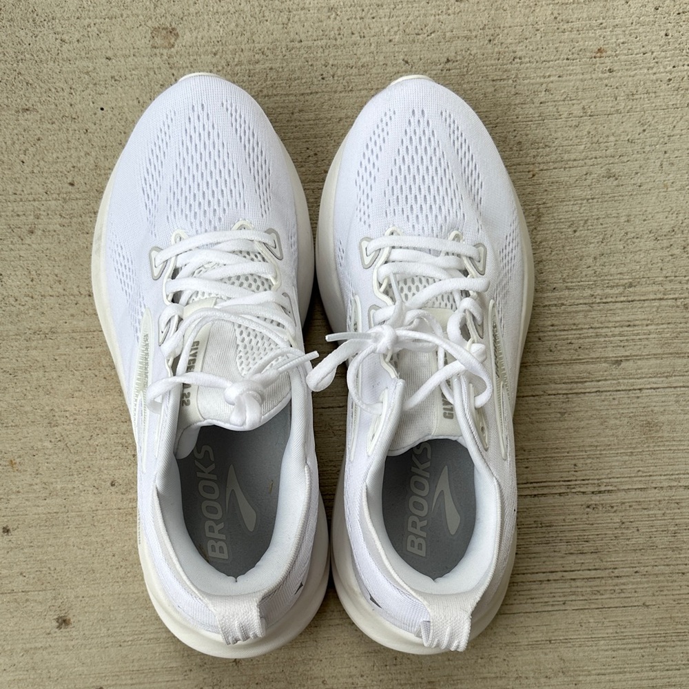 Brooks Glycerin 22